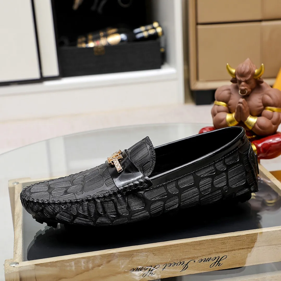 Men's shoes 💰360 💰 LV Louis Vuitton's top-quality Peaches men's shoes 💯Original copy of the official website, the upper is made of imported official website 1:1 material ❌Italian 🇮🇹 cowhide surface, imported pigskin lining. It’s definitely not made with ordinary craftsmanship, it’s the model used by celebrities! The factory’s craftsmanship is designed to create the most perfect shoes for trendy men! Colors available! 38-45 yards